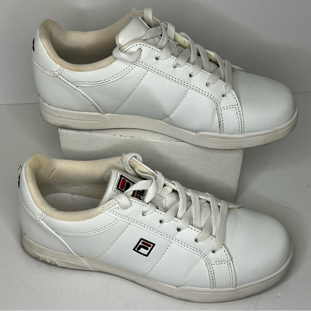 Fila New Campora Women's White Sneaker Tennis Shoes (5CM00144-125) SZ 8.5